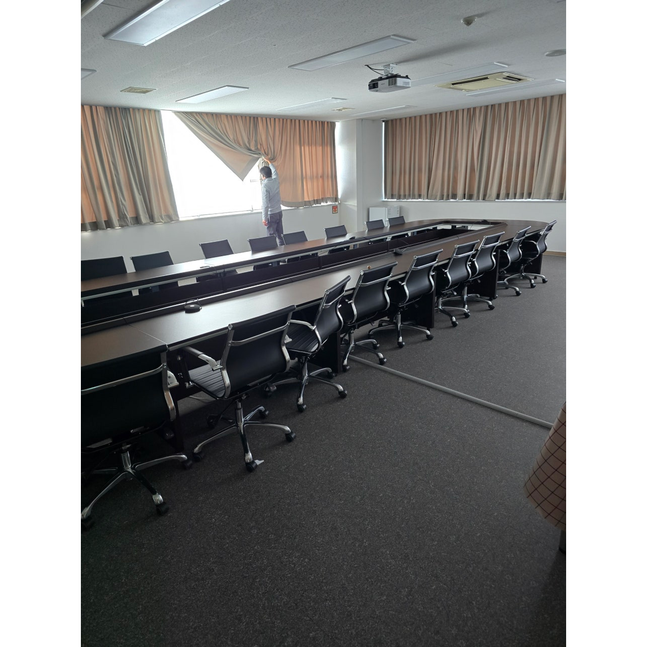 연결형 대회의실 테이블 세트 20인석/7600×2000